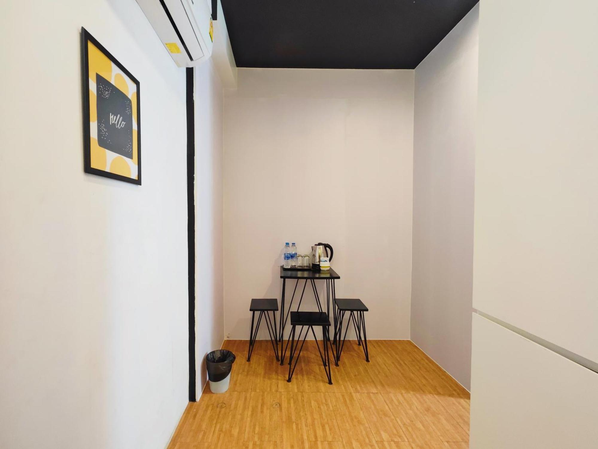 Ostay Asoke Bangkok Makkasan Экстерьер фото